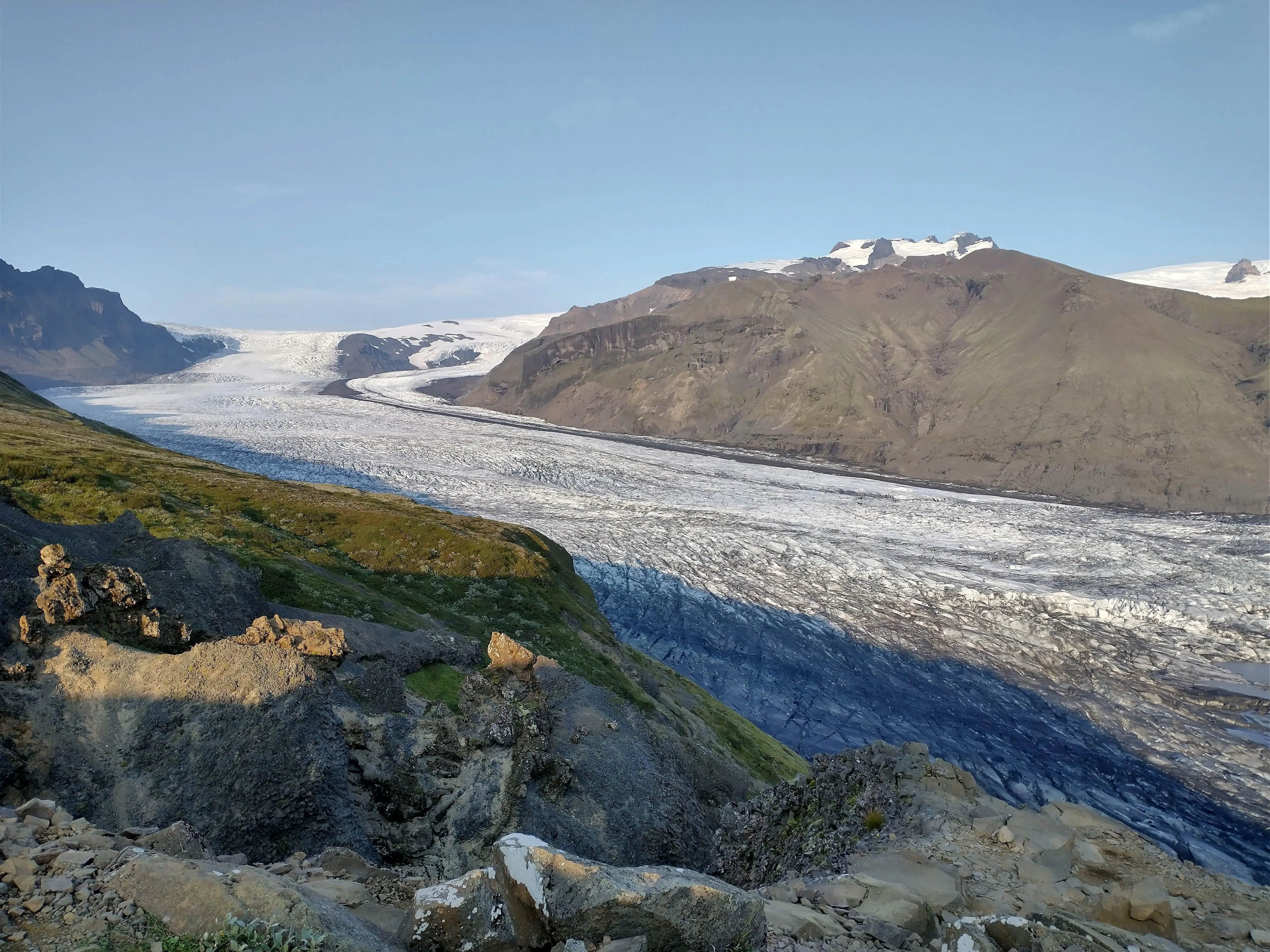 A view of Skaftafell glacier from Sjónarsker by photographer Gudrun