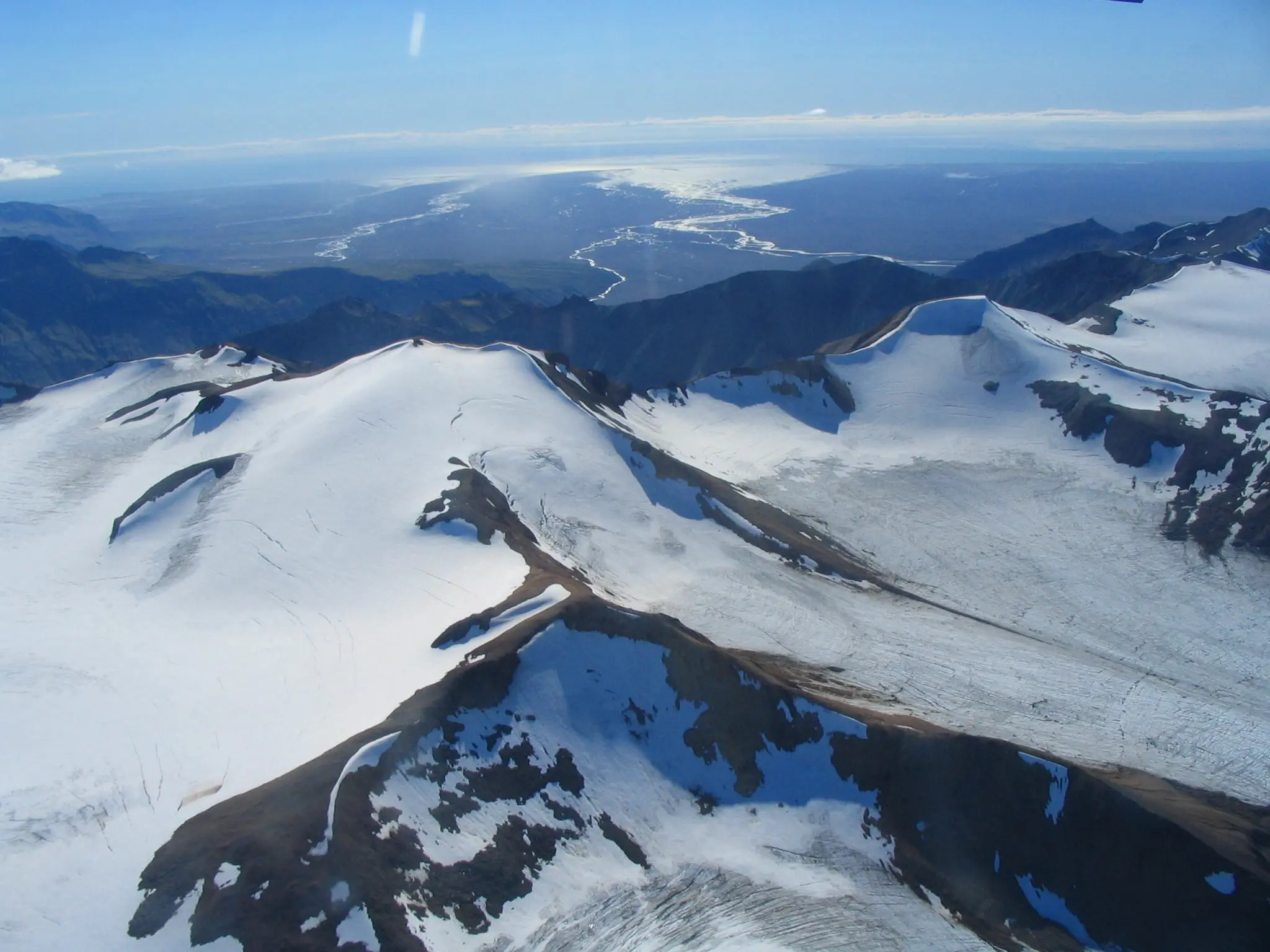 An arial view of the highest summit in Iceland, Hvannadalshnukur, by photographer Gudrun